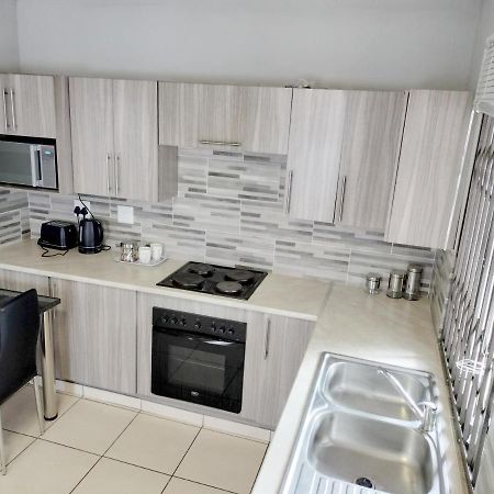 פרטוריה Sunrise Guesthouse מראה חיצוני תמונה