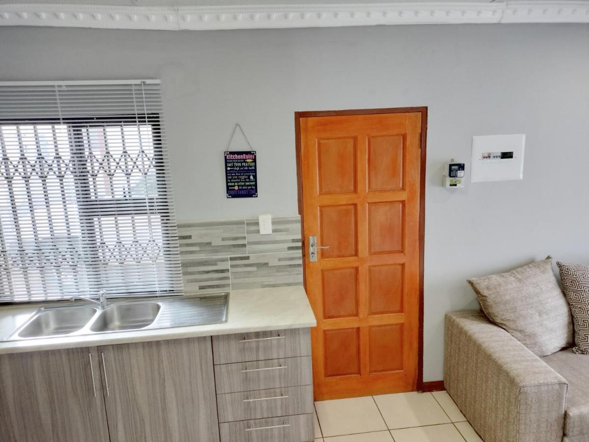 פרטוריה Sunrise Guesthouse מראה חיצוני תמונה